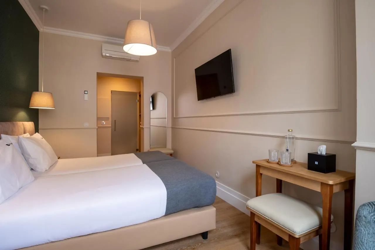 Rossio FLH Suites Lisboa 4*,